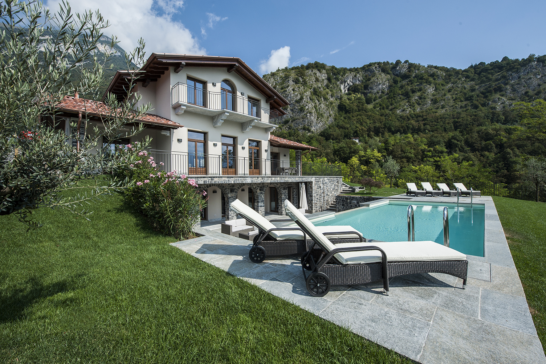 Villa di lusso lago di como tremezzo con piscina, giardino e vista lago Giardini di lusso