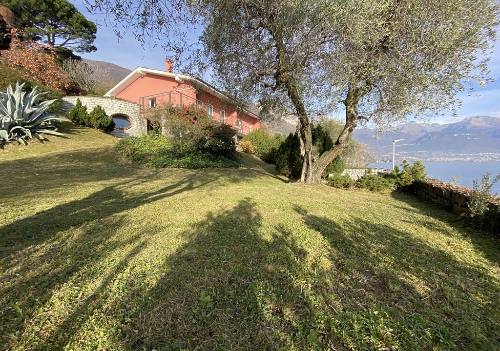 Ville di Lusso Pianello del Lario Fronte Lago